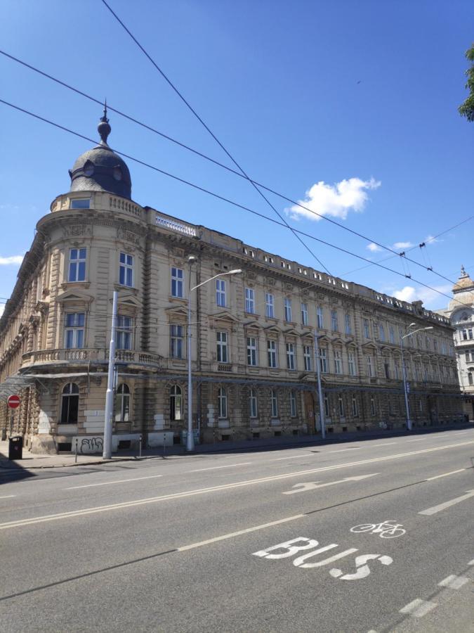 Cozyhome In Old Town, Presidential Apartment Bratislava Exterior photo